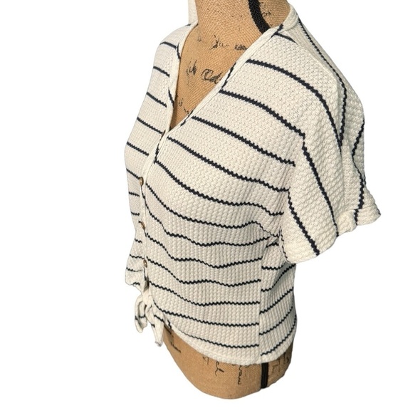 Paper Crane super soft women’s top. Size Small. - Picture 2 of 4